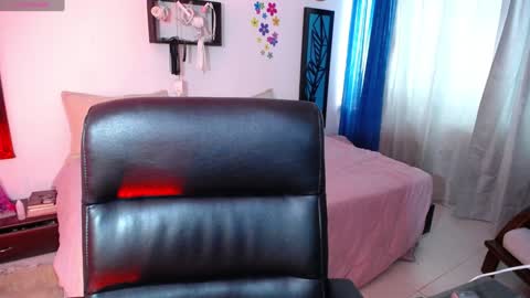 Dahiana online show from 25, 1, 2025