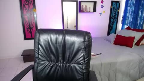 Dahiana online show from 22, 2, 2025