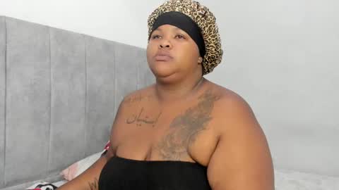 Snapshot of dahianajoss chatting on 30, 12, 2024 Ebony Sex Dahian online show from 30, 12, 2024