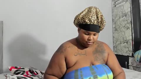 Snapshot of dahianajoss chatting on 1, 1, 2025 Ebony Sex Dahian online show from 1, 1, 2025