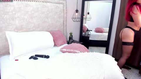 Snapshot of dahianfox8 chatting on 8, 3, 2025 Dahian Fox online show from 8, 3, 2025