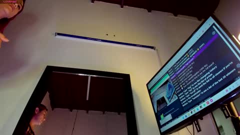 Snapshot of dahianfox8 chatting on 10, 3, 2025 Dahian Fox online show from 10, 3, 2025