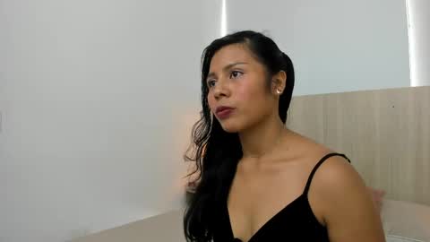 Snapshot of daila_beltran chatting on 13, 4, 2026 Daila Beltran online show from 13, 4, 2026