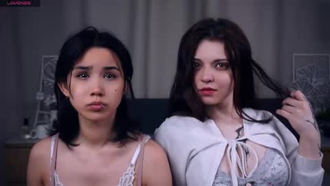 Snapshot of dainalargena chatting on 31, 5, 2026 Aoi and Lily best friends online show from 31, 5, 2026