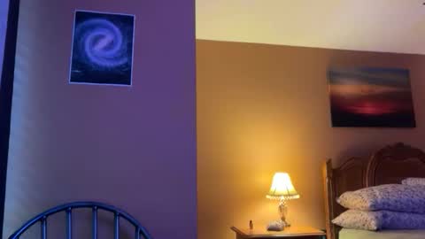 Daisy137 online show from 18, 12, 2025