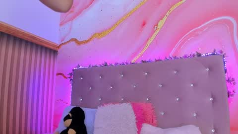 Snapshot of daisy__rose chatting on 19, 2, 2025 Dai online show from 19, 2, 2025