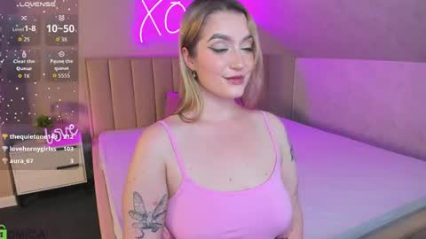 Snapshot of daisy_beckerr chatting on 3, 6, 2026 Viickie online show from 3, 6, 2026