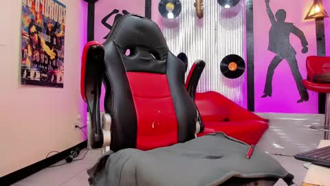 daisy_jonexxx22 online show from 11, 4, 2026