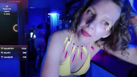 daisy_lovely online show from 17, 10, 2025