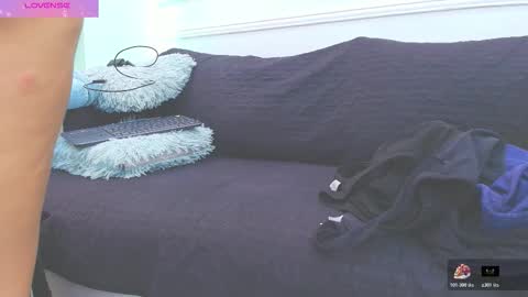 Daisy Price online show from 25, 11, 2025