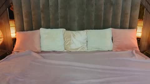 daisydelight_ online show from 12, 9, 2025