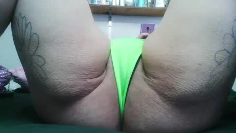 Snapshot of daisytucson chatting on 27, 2, 2025 DaisyTucson online show from 27, 2, 2025