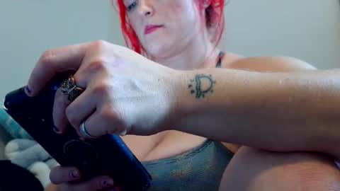 Daisy Wylde online show from 19, 10, 2025