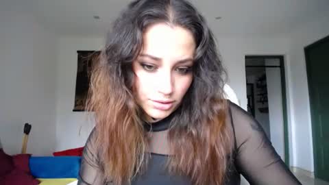 IG  dakotasofiaa online show from 30, 7, 2026