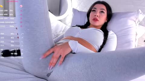 Dakota online show from 4, 4, 2026