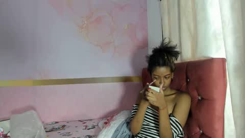 Snapshot of dakota_evans18 chatting on 19, 10, 2025 DAKOTA online show from 19, 10, 2025