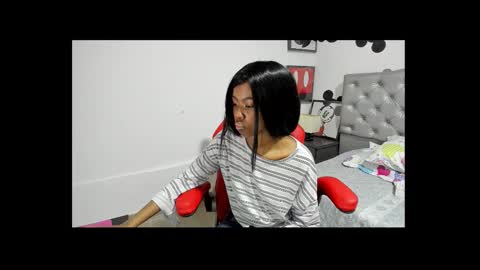 Snapshot of dakota_evans18 chatting on 21, 10, 2025 DAKOTA online show from 21, 10, 2025