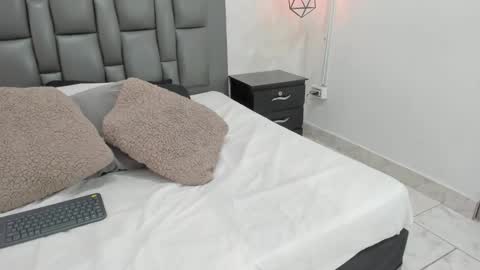 Snapshot of dakota_roussee chatting on 15, 11, 2025 Dakota online show from 15, 11, 2025