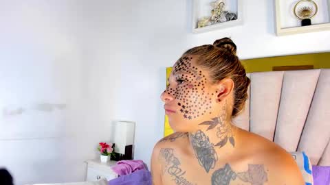 dakota_stream online show from 3, 12, 2025