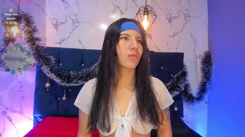 Snapshot of dakotaa_johnson chatting on 3, 12, 2025 dakotaa_johnson online show from 3, 12, 2025