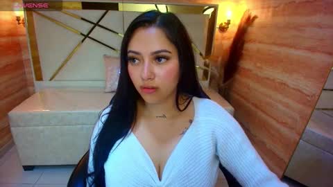 Dakotha  online show from 13, 9, 2025