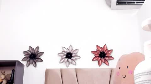  Ren  online show from 23, 1, 2025