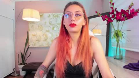 Snapshot of dalia_garrett chatting on 8, 1, 2025 Dalia online show from 8, 1, 2025