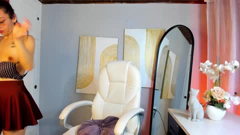 Snapshot of dalia_garrett chatting on 4, 2, 2025 Dalia online show from 4, 2, 2025