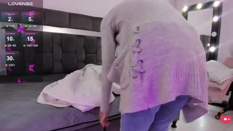 dalia_lux_ online show from 3, 10, 2025