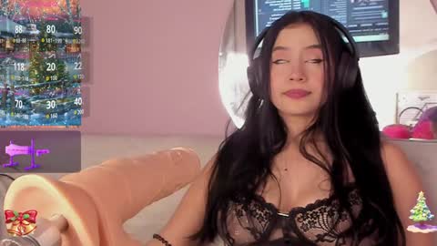 leila williams online show from 7, 12, 2024