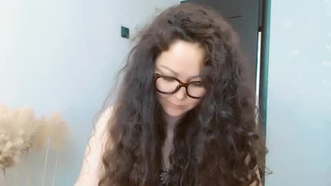 Snapshot of dalidayes chatting on 30, 6, 2026 Dali online show from 30, 6, 2026