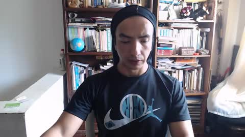 Snapshot of daliygala chatting on 5, 5, 2026 JamesDali online show from 5, 5, 2026