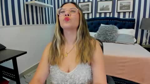 Dallulah boobs online show from 1, 4, 2026