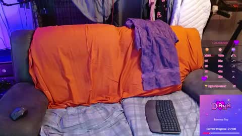 Snapshot of damadevotchka chatting on 17, 11, 2025 damadevotchka online show from 17, 11, 2025