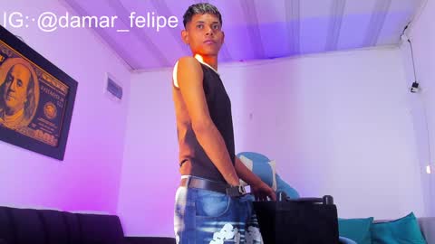 Snapshot of damar_felipe chatting on 22, 1, 2025 damar_felipe online show from 22, 1, 2025
