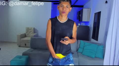 Snapshot of damar_felipe chatting on 1, 2, 2025 damar_felipe online show from 1, 2, 2025