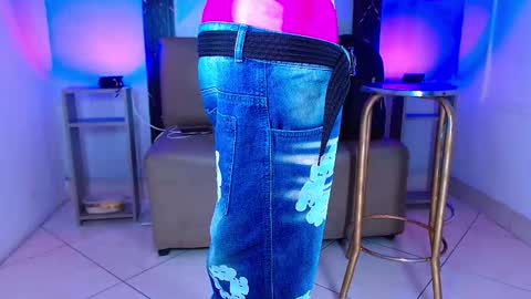 Snapshot of damar_felipe chatting on 25, 9, 2025 damar_felipe online show from 25, 9, 2025