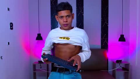 Snapshot of damar_felipe chatting on 3, 10, 2025 damar_felipe online show from 3, 10, 2025