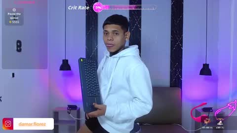 Snapshot of damar_felipe chatting on 10, 10, 2025 damar_felipe online show from 10, 10, 2025