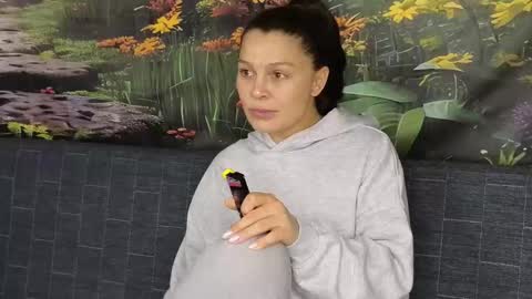 damedefeu online show from 8, 10, 2025