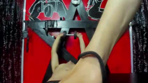 damian_and_tiana online show from 4, 2, 2026