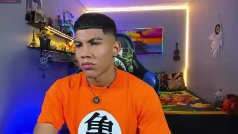 Snapshot of damian_latinxxx chatting on 7, 7, 2026 Damian online show from 7, 7, 2026