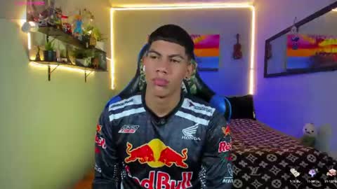 Snapshot of damian_latinxxx chatting on 19, 7, 2026 Damian online show from 19, 7, 2026