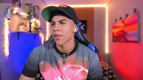 Snapshot of damian_latinxxx chatting on 2, 8, 2026 Damian online show from 2, 8, 2026