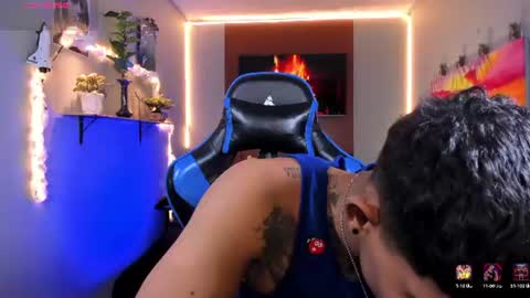 Snapshot of damian_latinxxx chatting on 6, 8, 2026 Damian online show from 6, 8, 2026