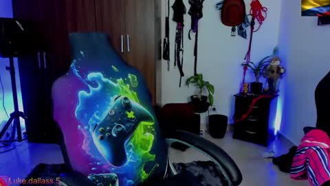 Snapshot of damian_torner chatting on 18, 2, 2025 Damian torner online show from 18, 2, 2025