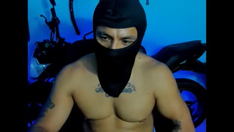 Snapshot of damian_torner chatting on 2, 10, 2025 Damian torner online show from 2, 10, 2025