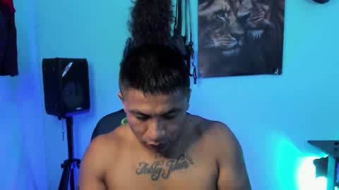 Snapshot of damian_torner chatting on 28, 11, 2025 Damian torner online show from 28, 11, 2025