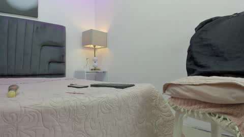 Snapshot of damian_vadim chatting on 8, 4, 2026 Damian Vadim online show from 8, 4, 2026
