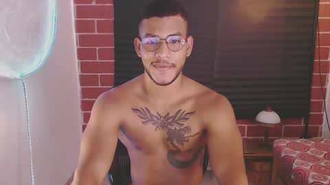 instagram damiannreed. online show from 16, 1, 2025